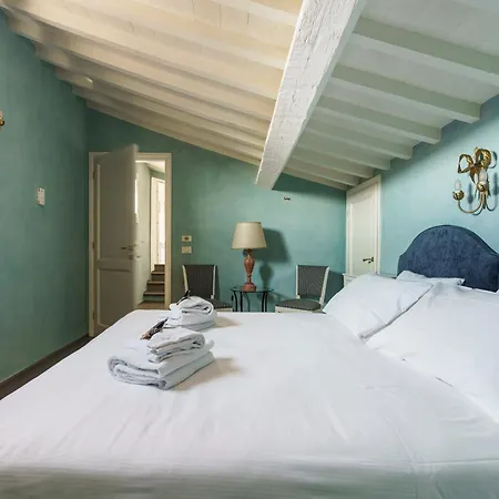 Borgo Albizi Penthouse - 360 Terrace View Διαμέρισμα