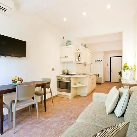 Romantic Hideaway 5 Min Walk From Station * Florence