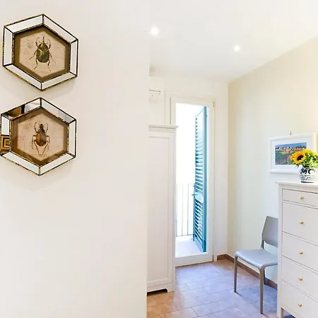 Romantic Hideaway 5 Min Walk From Station Apartment *