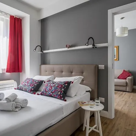 No 32 - Modern Luxury Apartment Florence