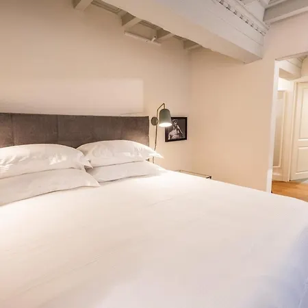 Maison Luxury - Duomo Apartment