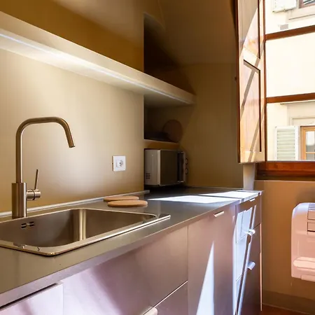 Renaissance Tower Daire Floransa