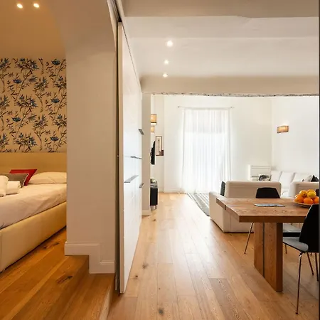 Apartment Ta - One Bedroom Luxury In The Fashion District Florence