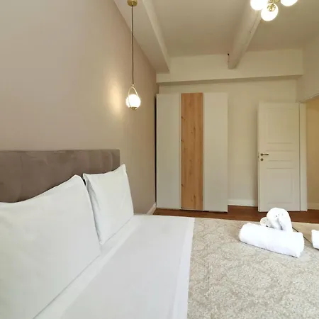 Daire Innovation And Luxury Borgo Pinti Floransa