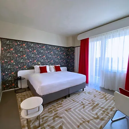 Indigo By Ihg Otel