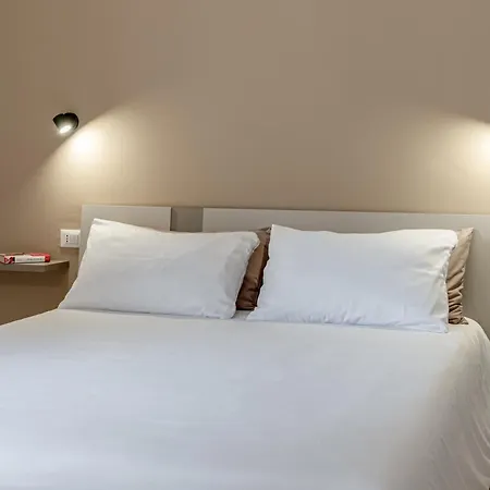 Maison Josephine Apartment