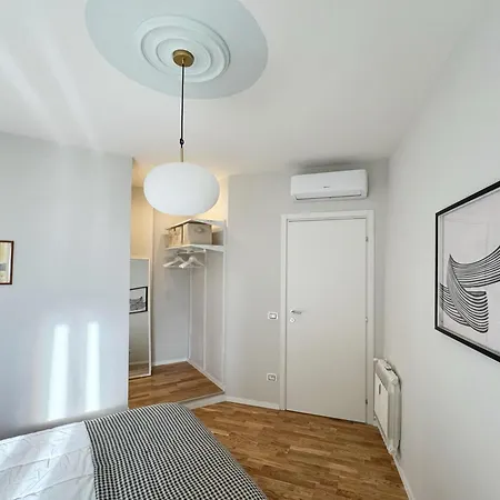 Daire Modern High Floor With Park View *