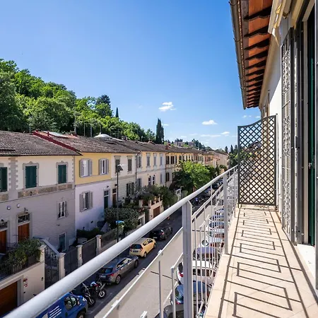 Burchiello Chic Stay-with View In Quiet Florence