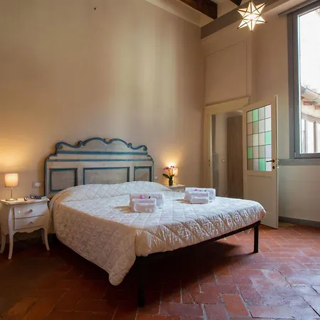Toscanelli 10 Apartment