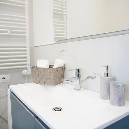 Apartamento Tuscanysweethouse#2camere#balcone# Smn *
