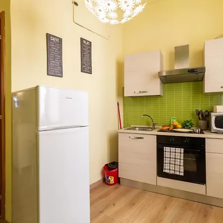 Dante Apartment