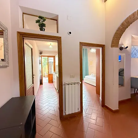 Guelfa Courtyard Retreat Apartment
