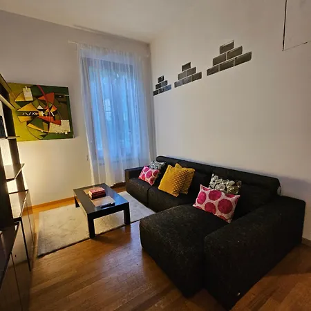 Scialoia Blue Apartment Florence