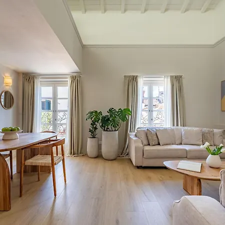 Deservi Charming Apartment *