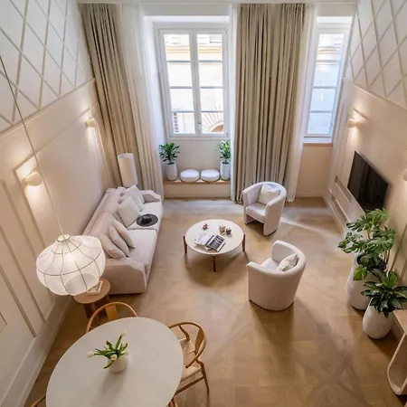 Apartment Deservi Charming Michelangelo Florence