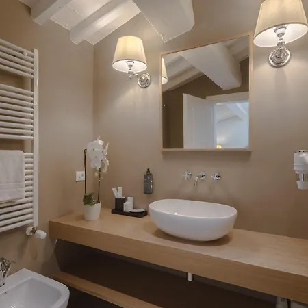 Relais Condotta Pensión 4*