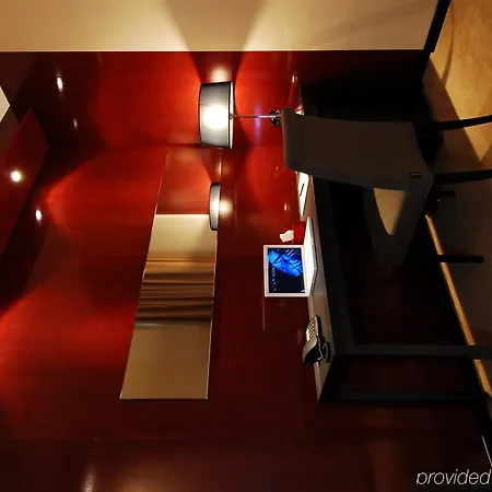 Cosmopolitan Hotel 4*