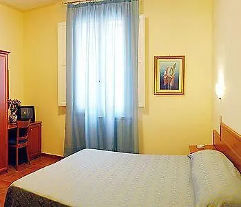 Eden 3* Florence