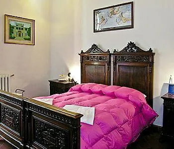 Coco Places Panerai, Centro Storico Affittacamere 2*