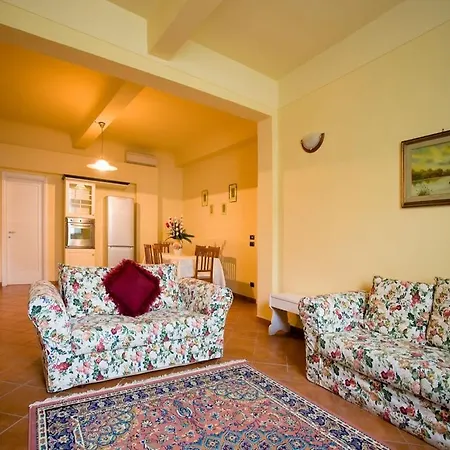 Apartment San *