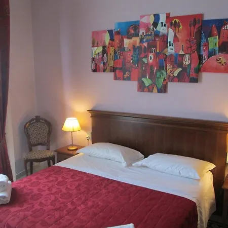 Astrid Hotel
