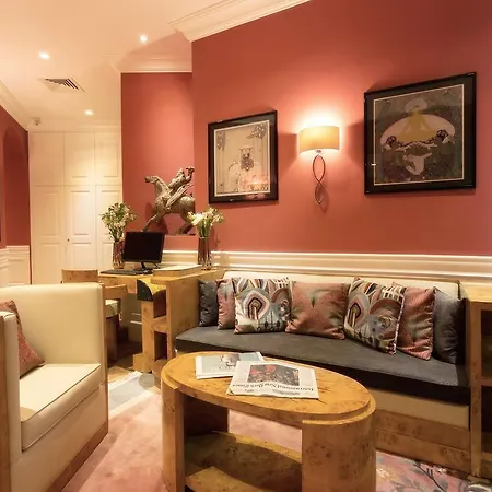 La Maison Du Sage Bed & Breakfast 3*