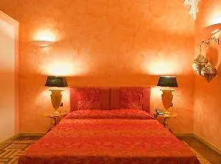 Bed & Breakfast Palazzo Lombardo Florens