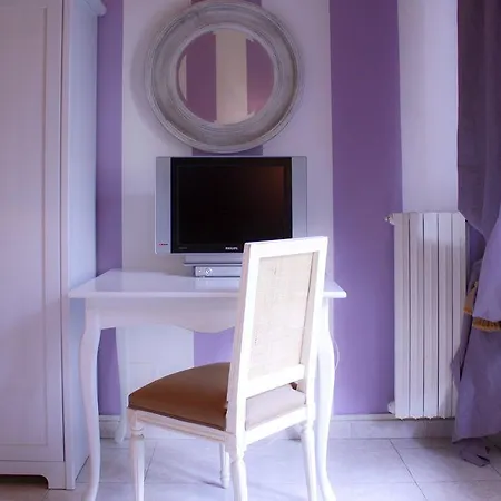 Alex Hotel 3*