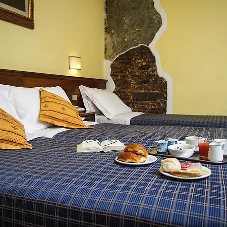 Otel Nizza 3*