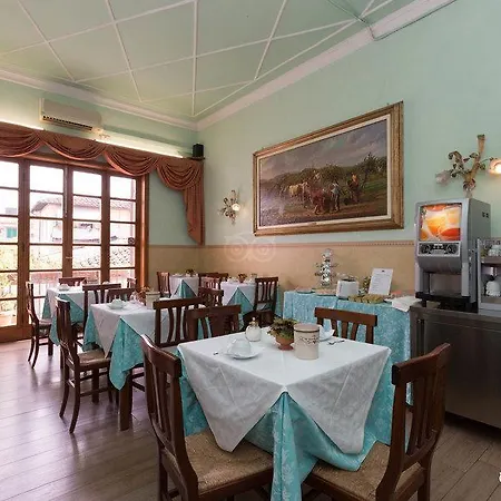 Desirèe Hotel 3*