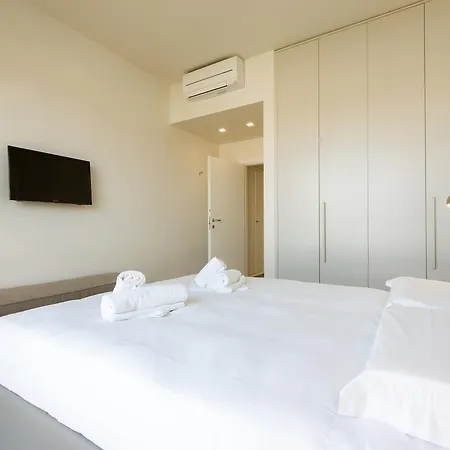 - Ponte Vecchio Exclusive Apartamento