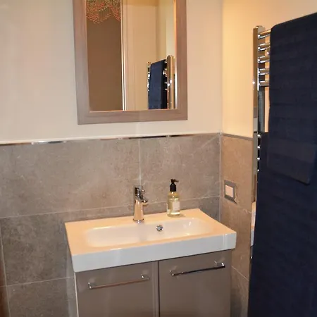 Oliver Flat * Florenz