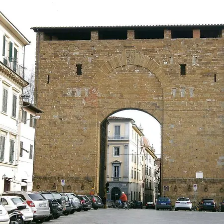 Porta San Frediano Apartment