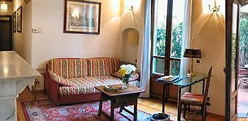 מלון Morandi 3*