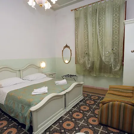 Hotel Desirèe Firenze