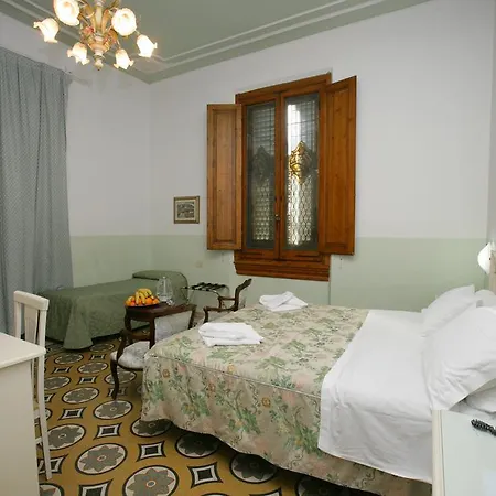 Desirèe 3* Firenze