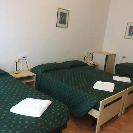 Bodoni Hotel