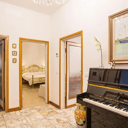 La Farina Apartment *