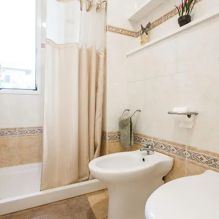 La Farina Apartment *