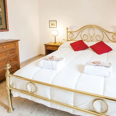 La Farina Apartment