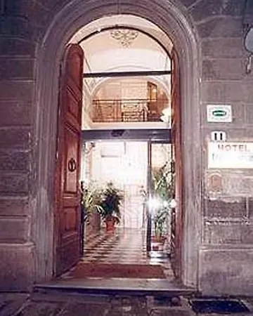 De Lanzi מלון