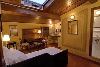 Dei Guelfi Bed & Breakfast