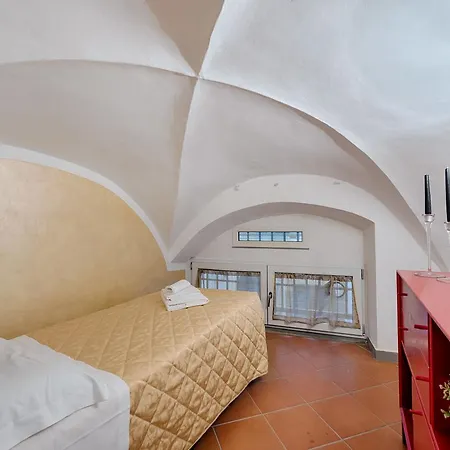 Appartamento Santo Spirito Frescos