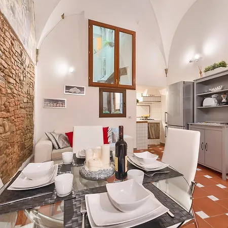 Appartamento Santo Spirito Frescos