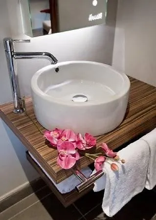 Отель Unicorno 3*