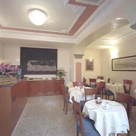 Diana Park Hotell