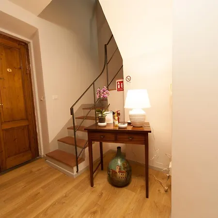 La Porta Del Paradiso Bed and Breakfast 3*