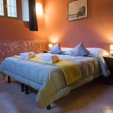 Couette-café Decamerone 3*