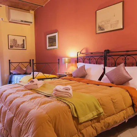 Couette-café Decamerone 3*