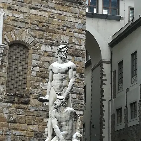 Lost In Gæstehus Firenze